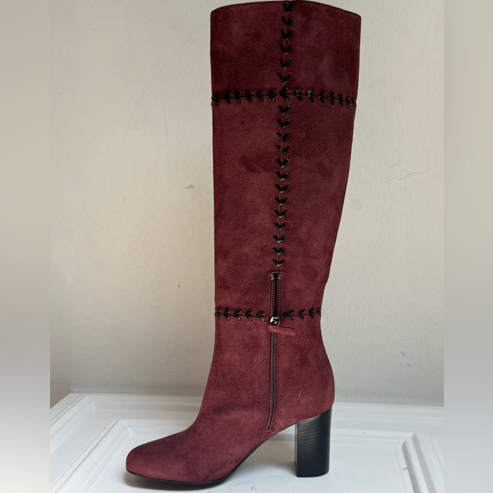 Longchamp Red Heeled Boots with Side Zipper and Block Heel size 36 H2N1